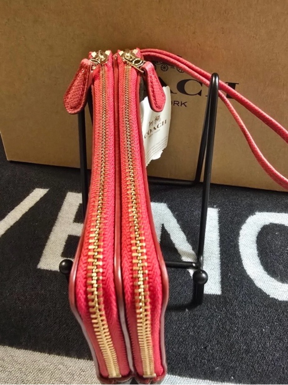 Coach Brown and Pink Wristlet nwt - Picture 3 of 4